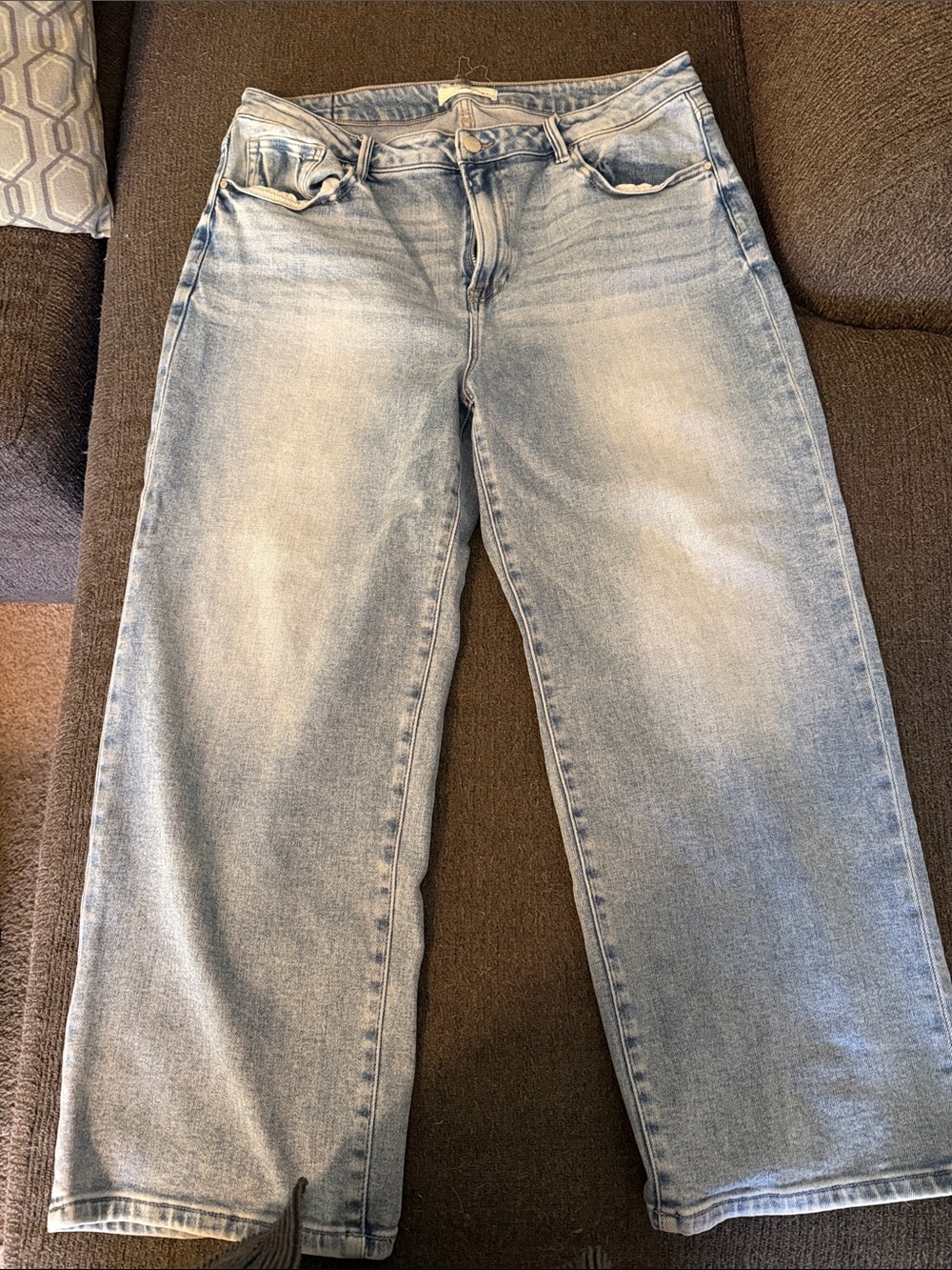 Light Blue Straight-Leg Women’s Jeans